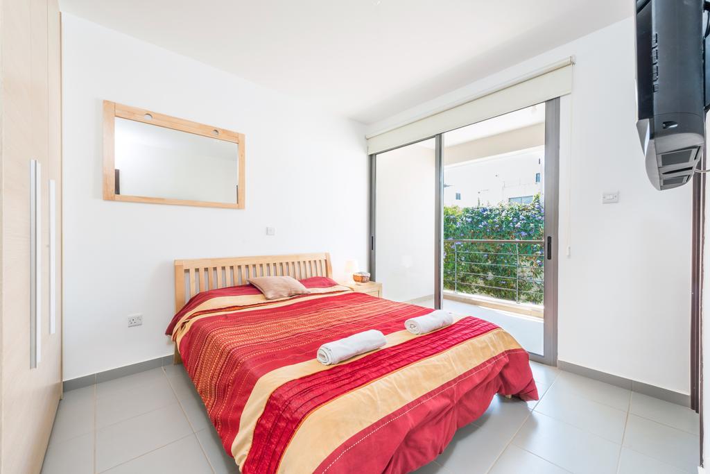 Esprit Villa 20 Polis Habitación foto